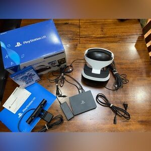 Sony PlayStation 4 VR Bundle - Virtual Reality, Headset, Camera w/mount and One